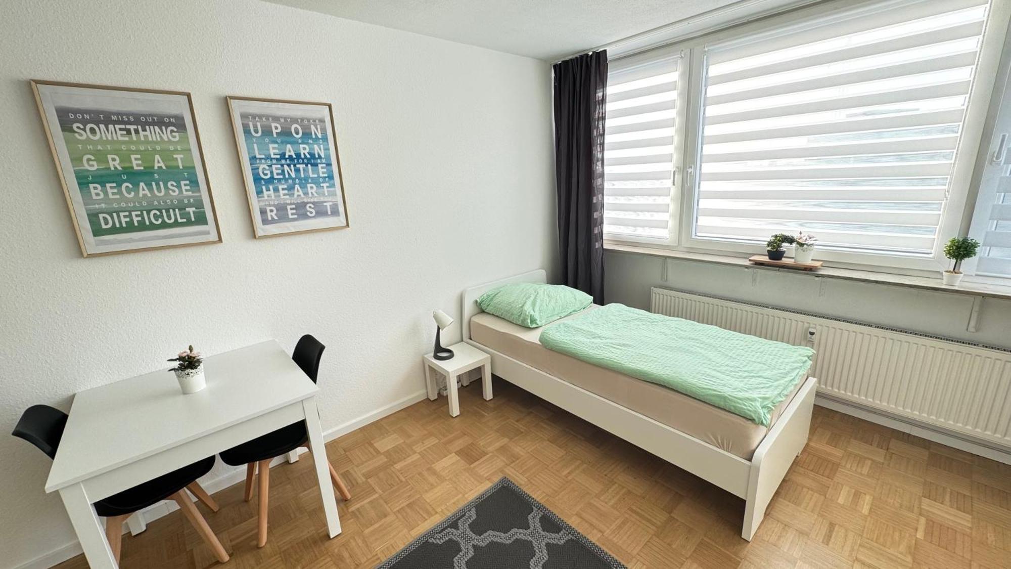 Monteur & Messezimmer Ratingen-Duesseldorf Exterior foto